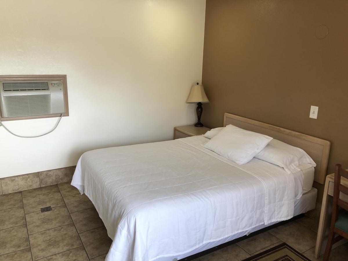 Toppers Motel Taft Kültér fotó