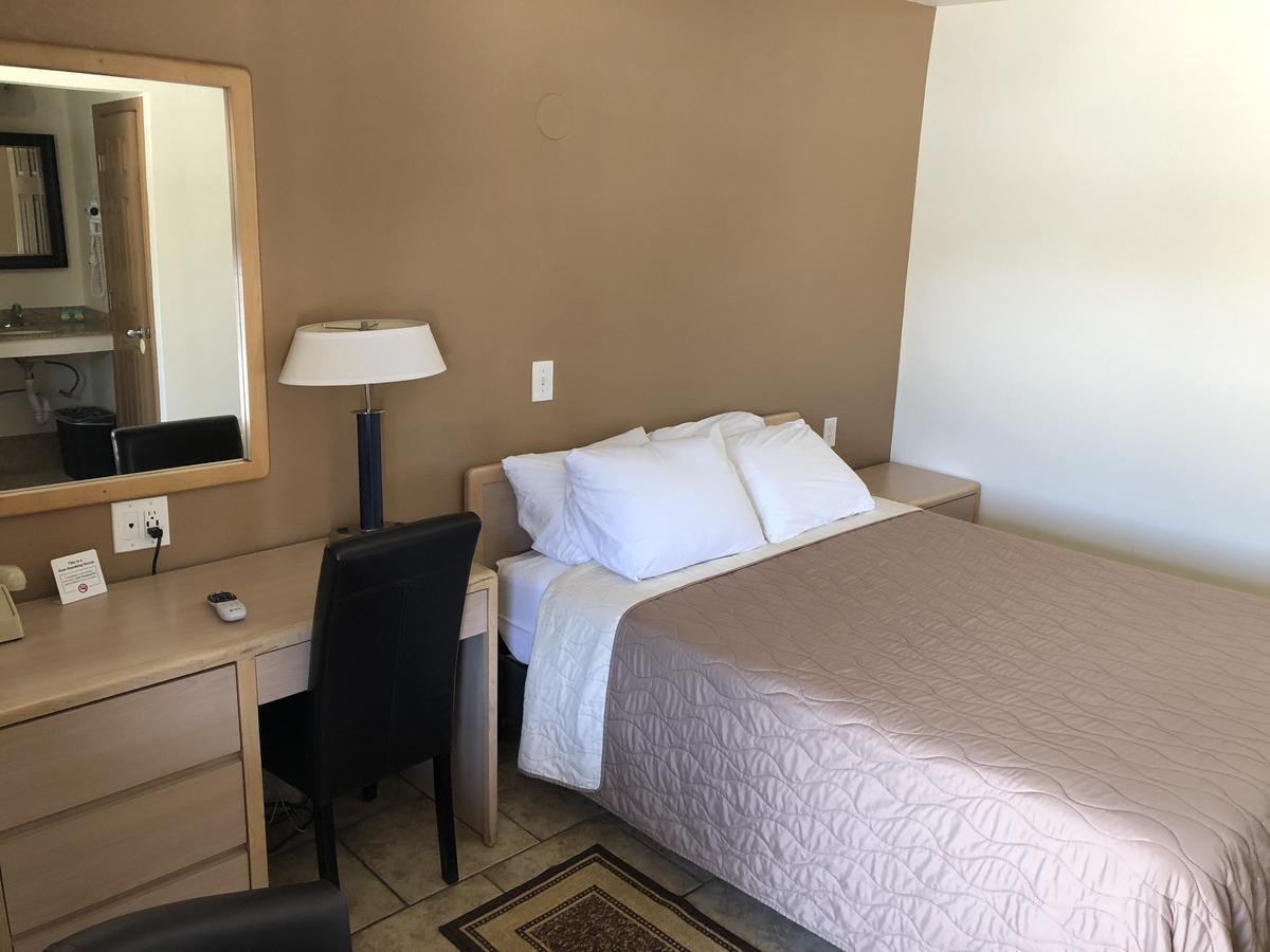 Toppers Motel Taft Kültér fotó