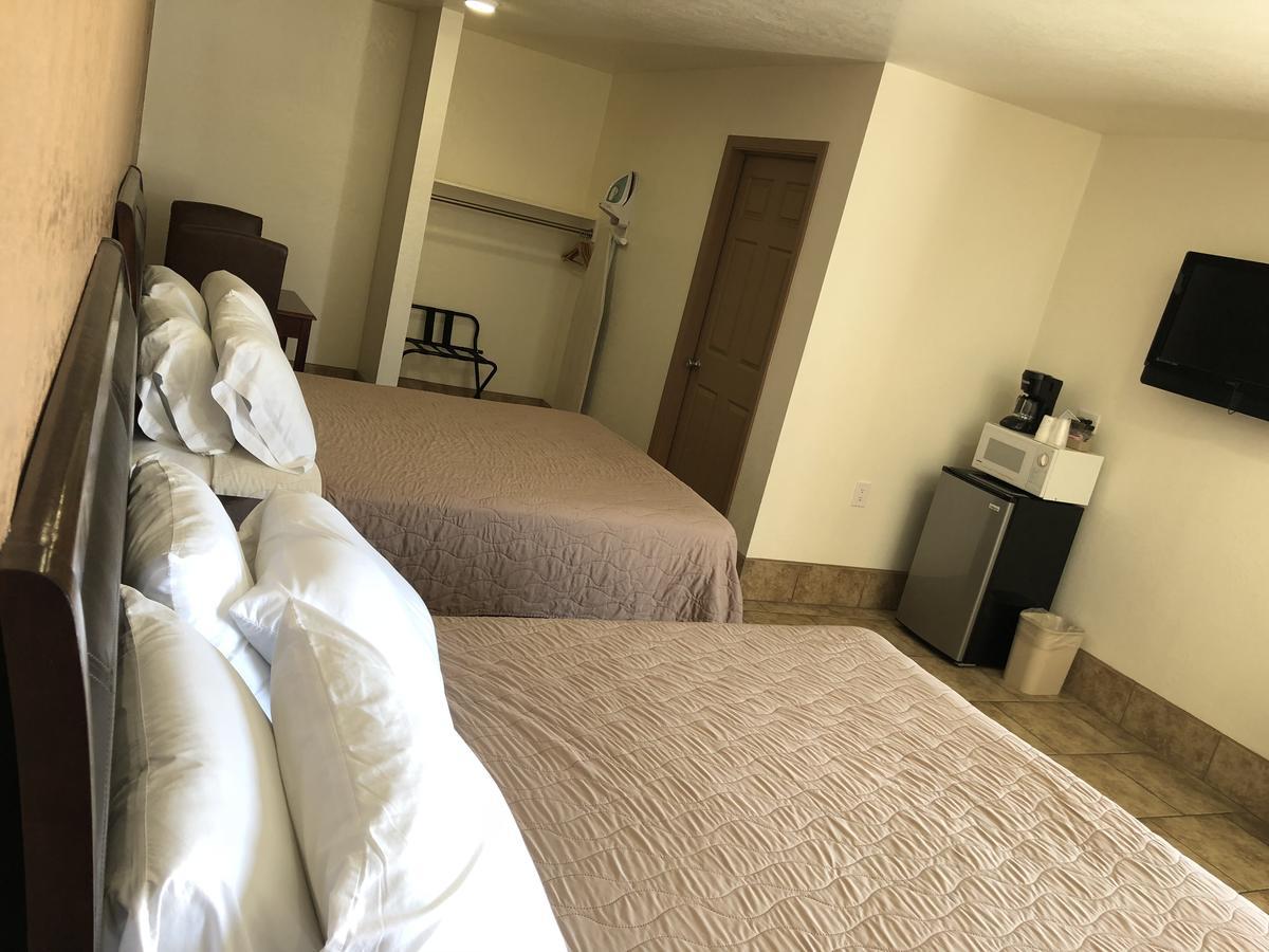Toppers Motel Taft Kültér fotó
